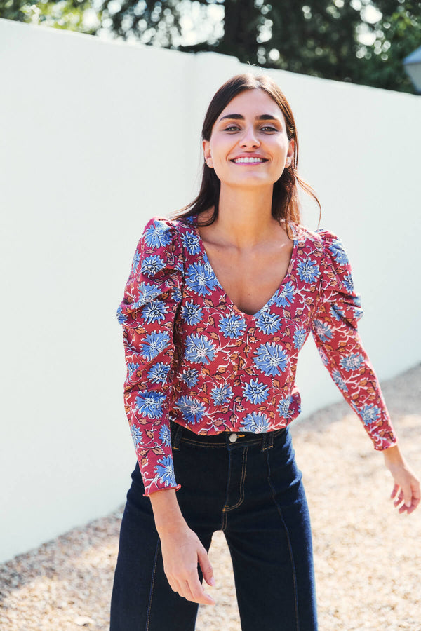 Camiseta Luisa Pico Granate Petunia Azul