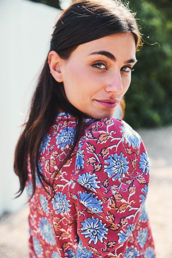 Camiseta Luisa Pico Granate Petunia Azul