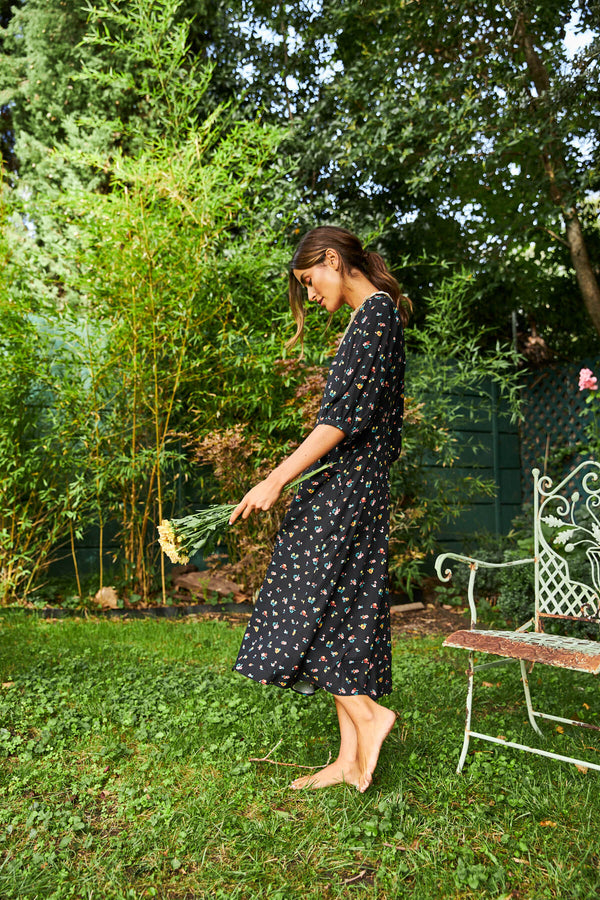 Vestido Viena Flores Negro