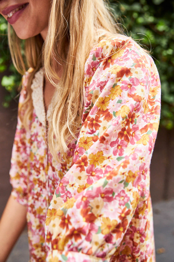 Vestido Viena Flores Tostado