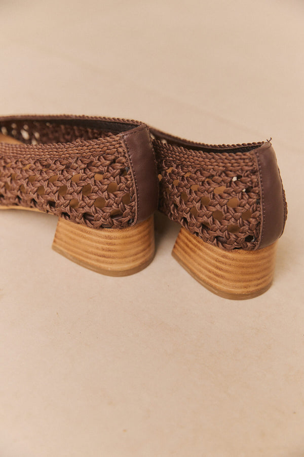 Zapato Delfina Marrón