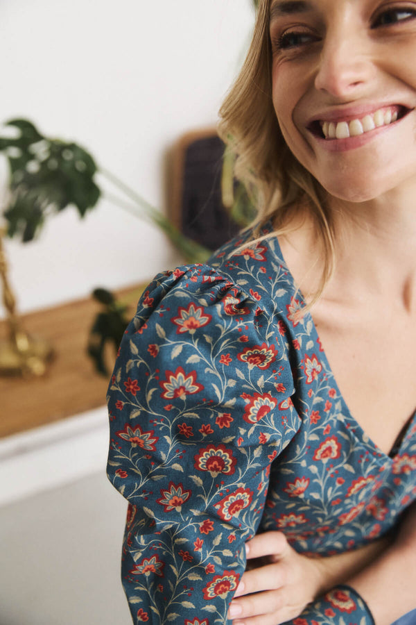 Camiseta Luisa Pico Flores y Acebo