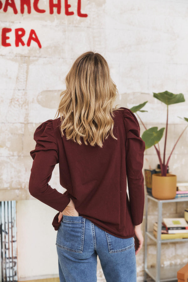 Camiseta Luisa Borgoña