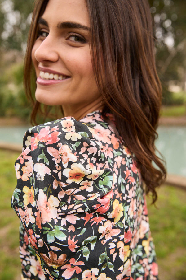 Camiseta Vera Flores Noche