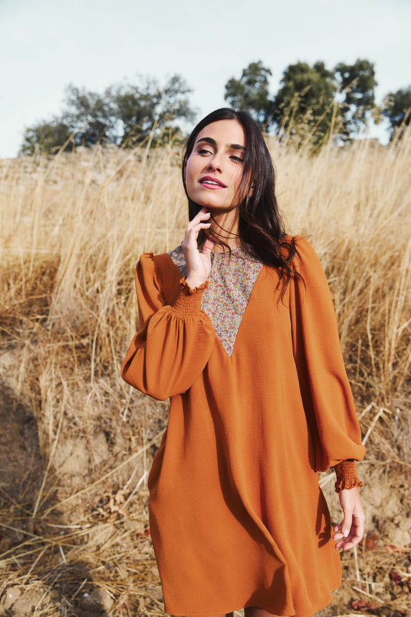 Vestido Florinda Flores Mostaza