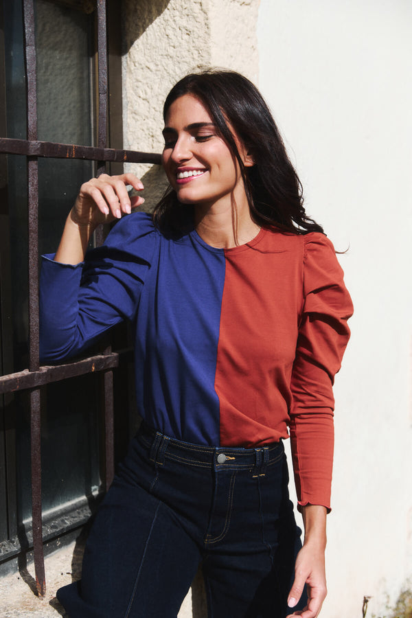 Camiseta Luisa Deep cobalt y Picante