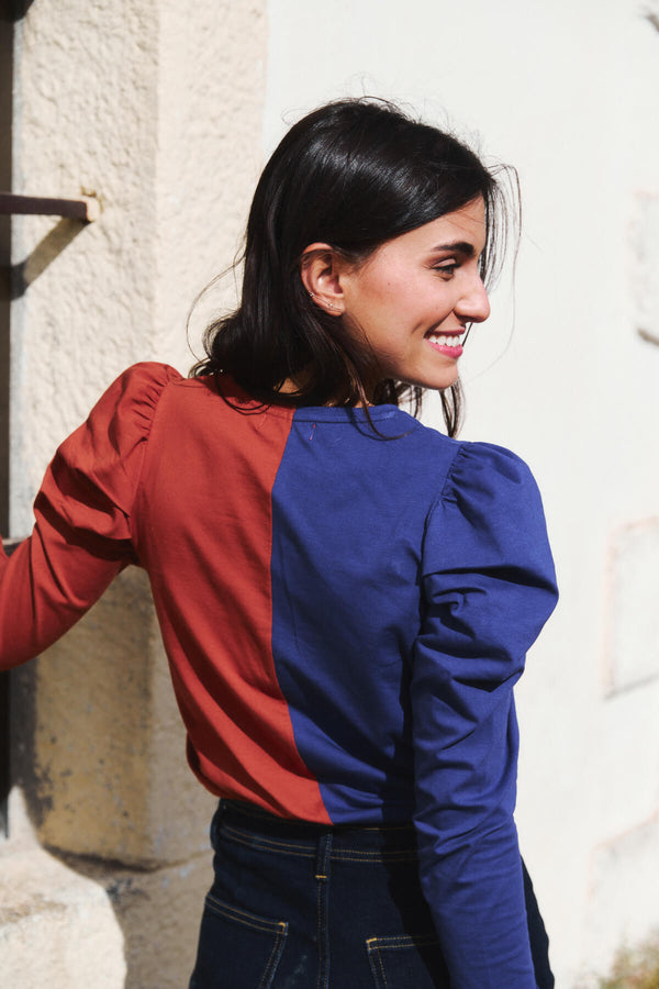 Camiseta Luisa Deep cobalt y Picante