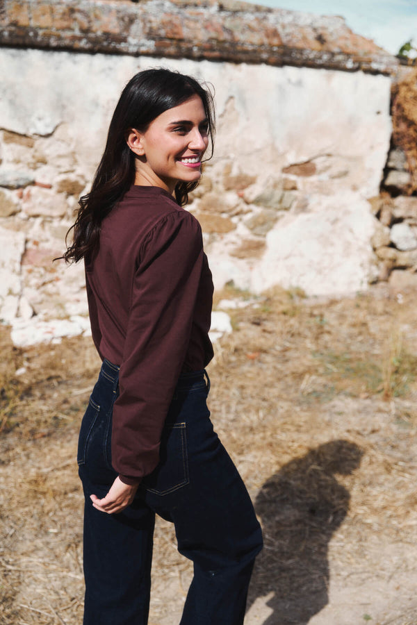 Camiseta Bernie Chicory Coffee