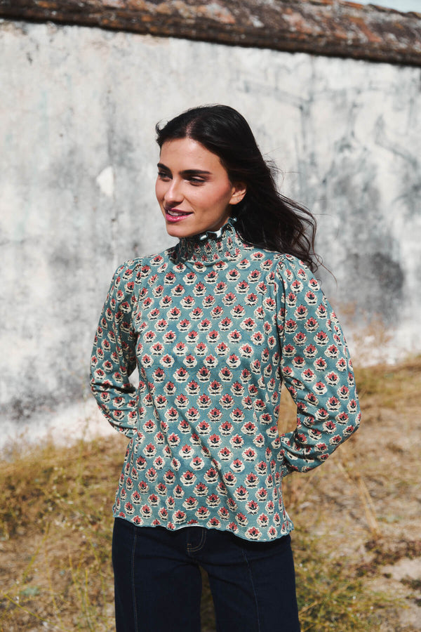 Camiseta Laurel Verde Agua Flor Indi