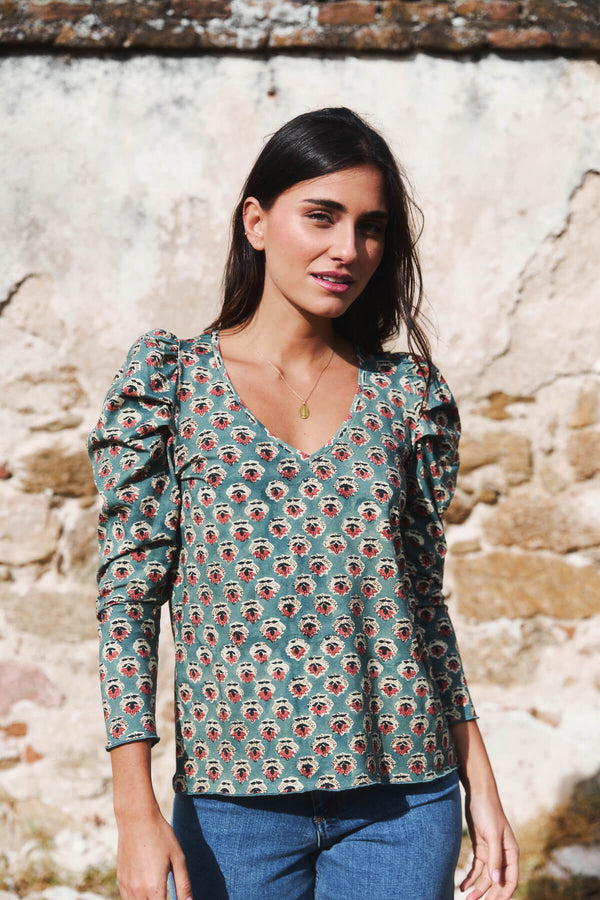 Camiseta Luisa Pico Verde Agua Flor Indi